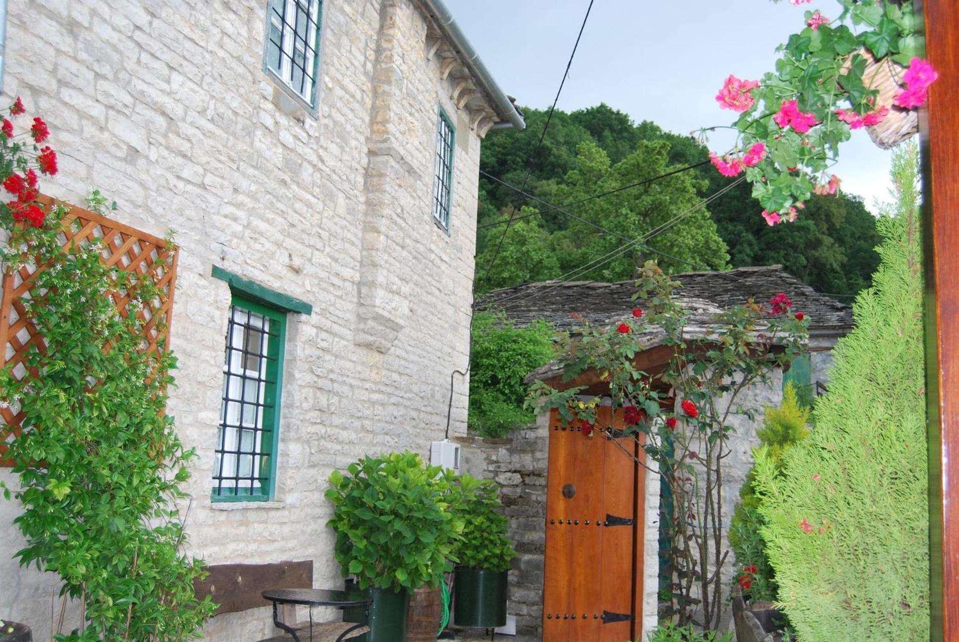 Tritoxo Guesthouse Koukkouli Екстер'єр фото