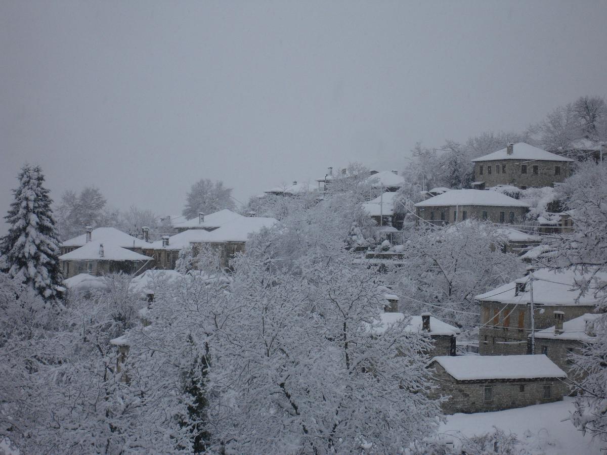 Tritoxo Guesthouse Koukkouli Екстер'єр фото